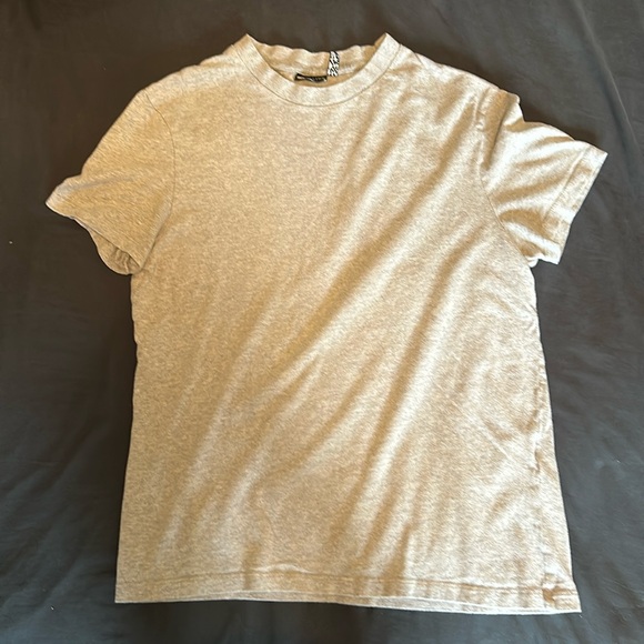 Plain Grey and Blue tee - Picture 3 of 3